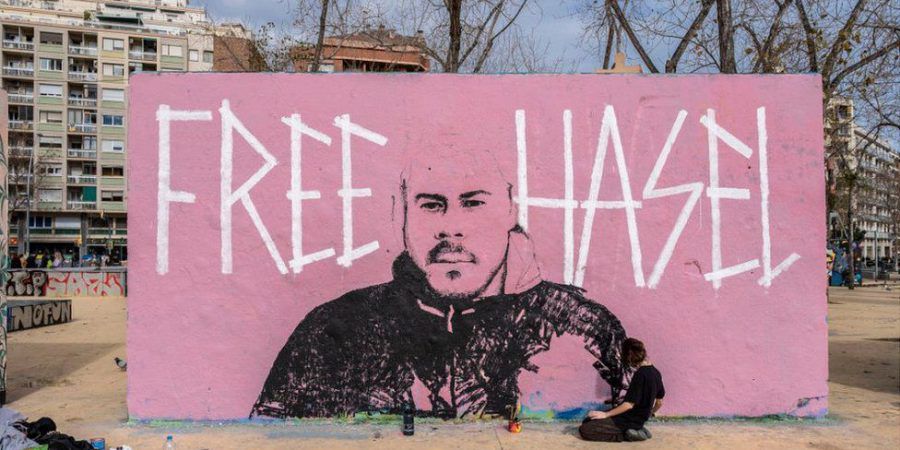 Mais de 100 artistas portugueses, entre eles Sérgio Godinho, Vhils, Valete e Capicua, exigem a libertação de Pablo Hasél