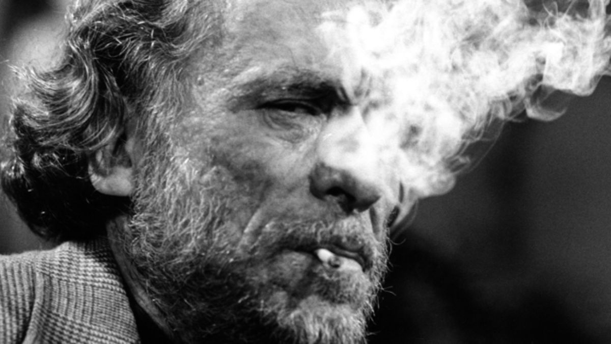‘Factotum’, de Bukowski, em carne viva