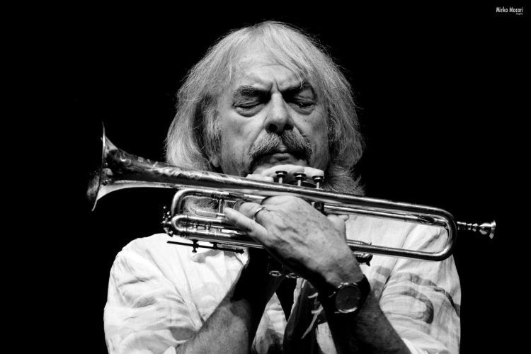 Enrico Rava é um dos trompetistas mais importantes da actualidade e vai estar no Auditório de Espinho