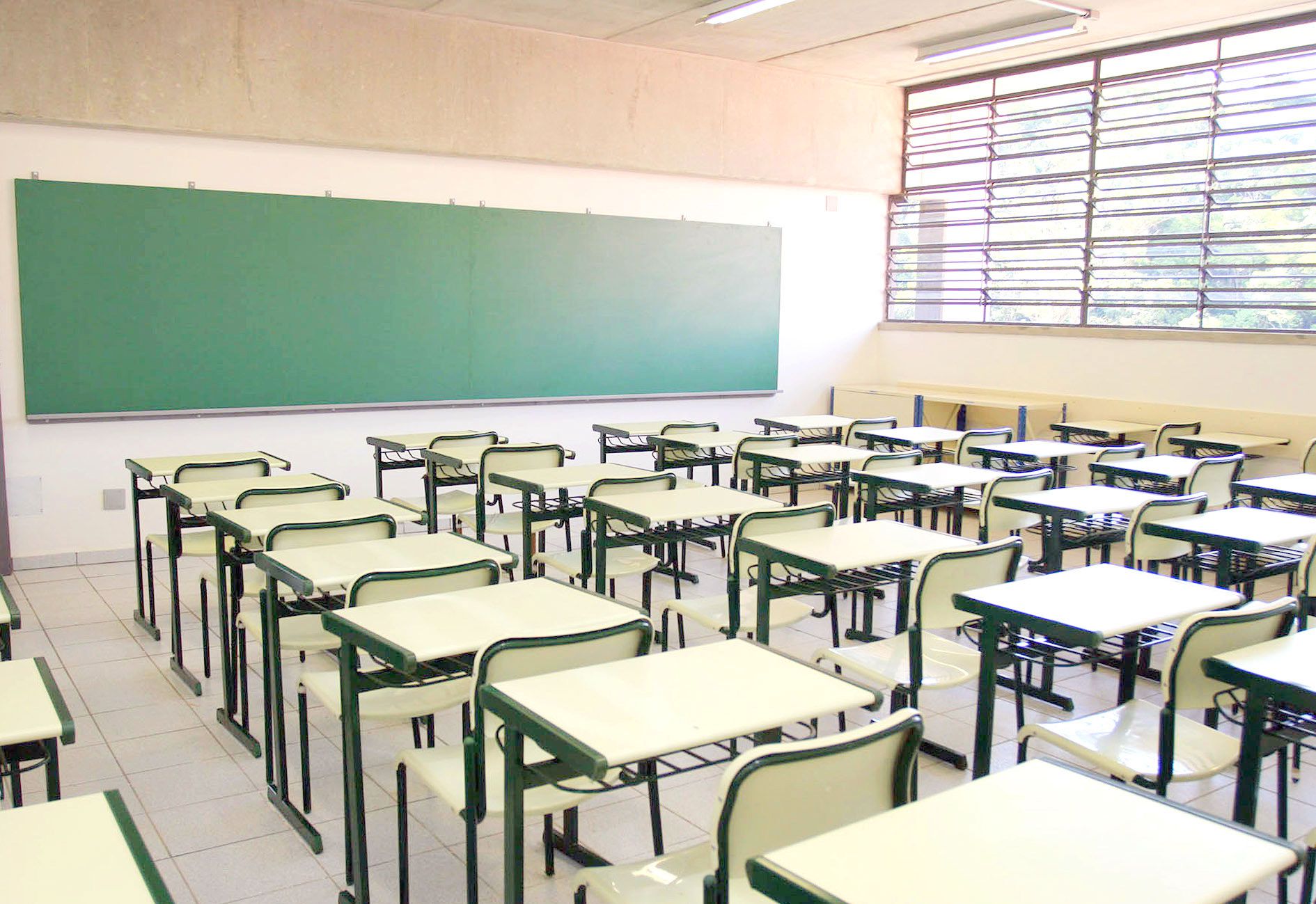 Investigação da Universidade de Aveiro conclui que exames nacionais promovem desigualdades entre estudantes