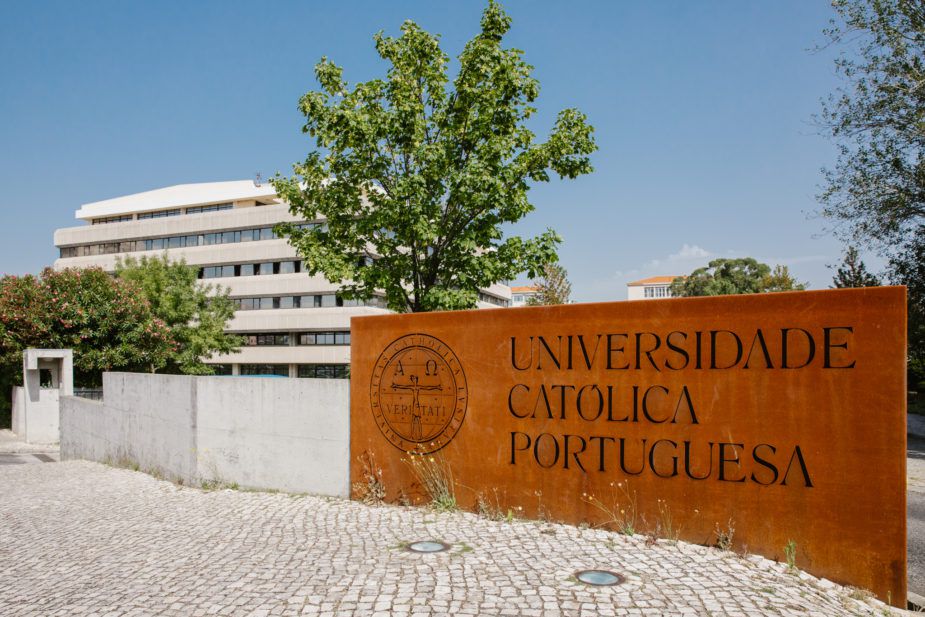 FCH-Católica integra novos alunos com actividade ecológica na Mata da Machada
