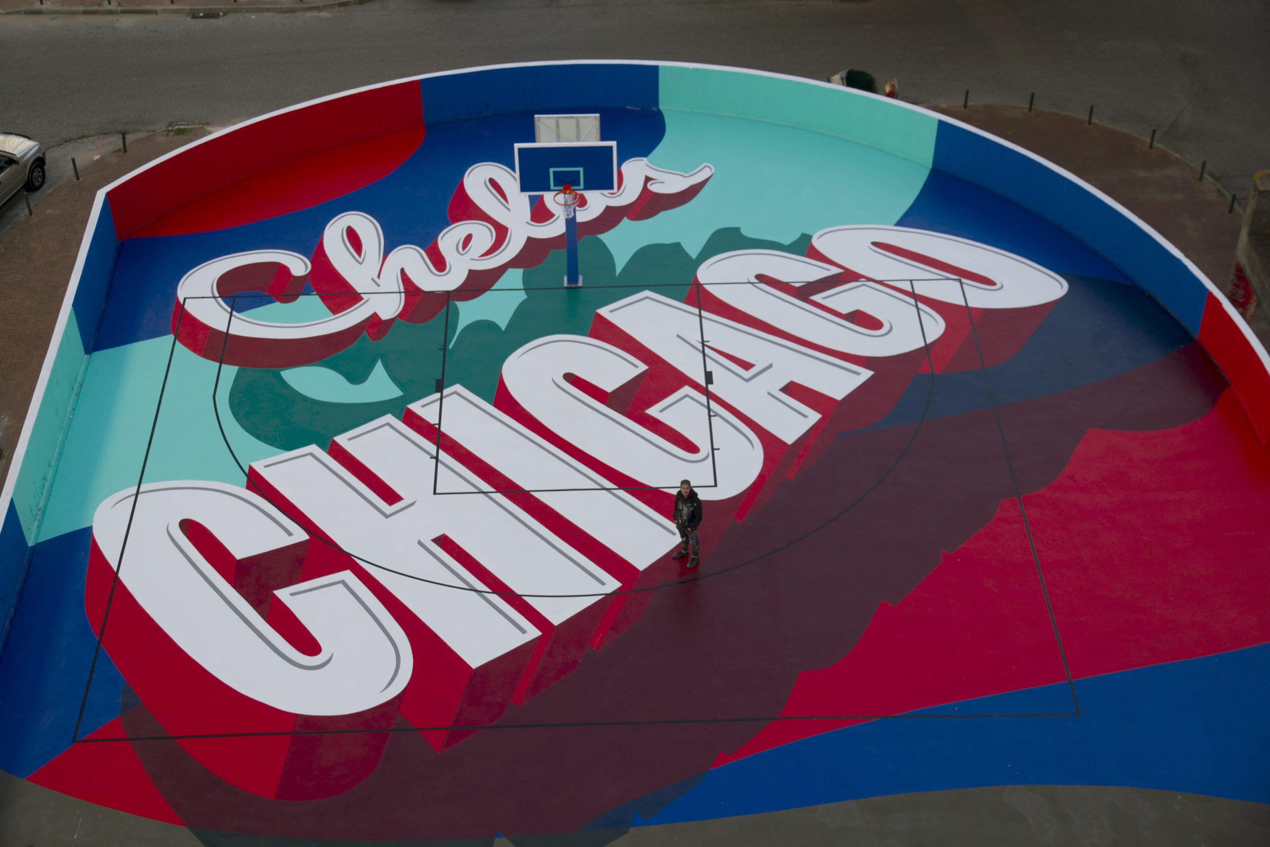 Chicago, em Chelas, é remodelado. Campo de basquetebol marca regresso de Sam The Kid aos Official Nasty