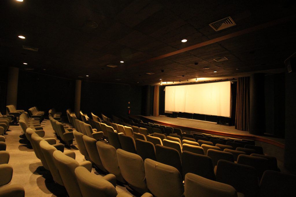 Cinema Trindade celebra um ano e há filmes para todos os gostos
