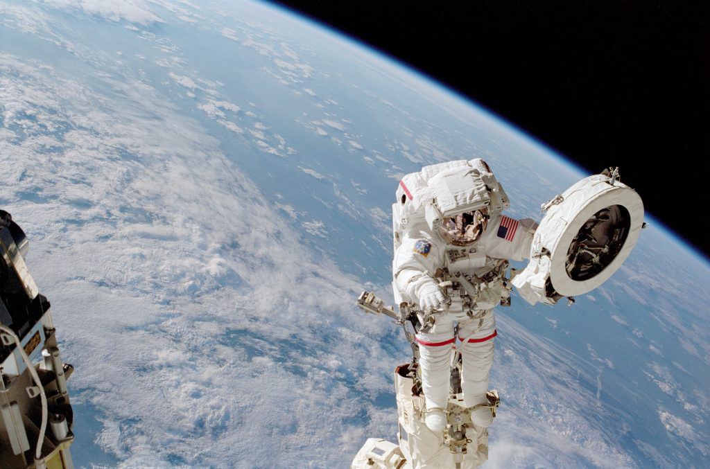 O que é preciso para ser astronauta?