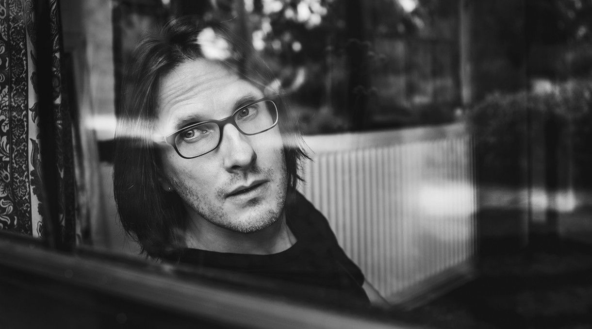 Steven Wilson, um dos nomes maiores da música progressiva, actua em Portugal