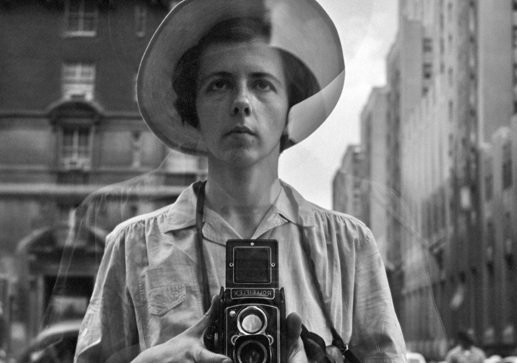 RTP2 exibe documentário sobre a fotógrafa Vivian Maier