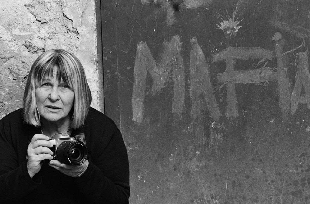 Exposição dedicada à memória da fotojornalista Letizia Battaglia, fotógrafa “oficial” da máfia, em Lisboa