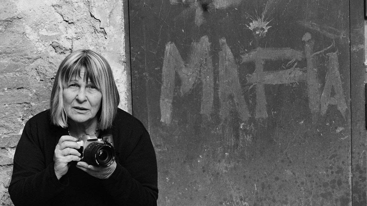 Exposição dedicada à memória da fotojornalista Letizia Battaglia, fotógrafa “oficial” da máfia, em Lisboa