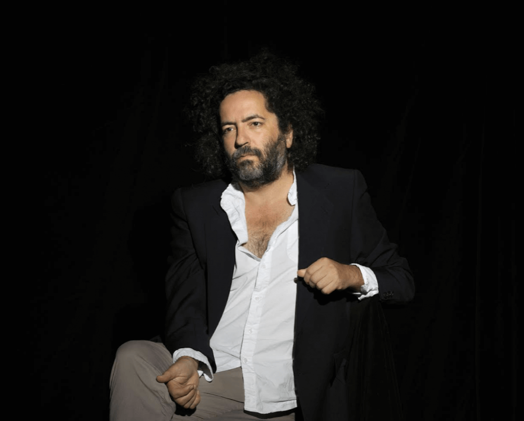 Destroyer, alter-ego de Dan Bejar, dá concerto no Theatro Circo em Braga