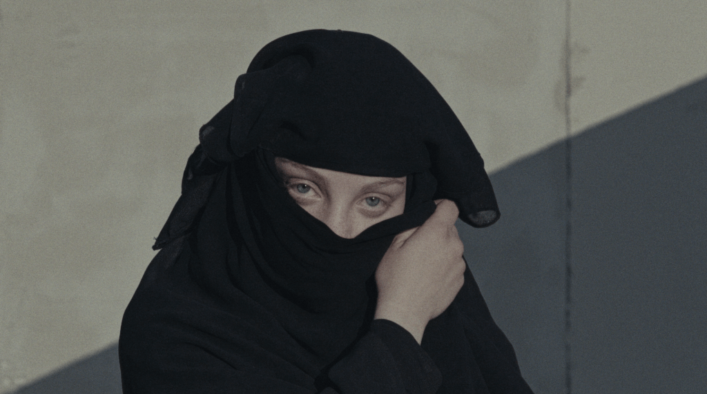 “A Noiva”. Novo filme de Sérgio Tréfaut leva a realidade do Iraque ao Festival de Veneza