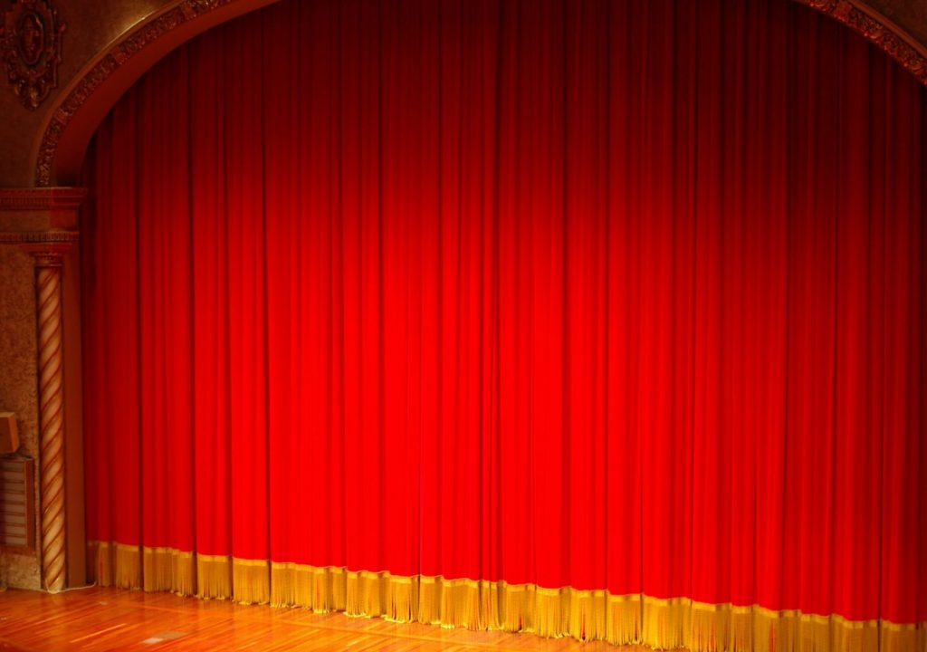 Teatro Académico Gil Vicente e Teatro Nacional D. Maria II procuram actores e actrizes para projecto internacional
