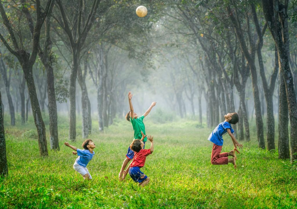 Nove em cada dez crianças consideram que o desporto lhes permite superar dificuldades e melhorar relações