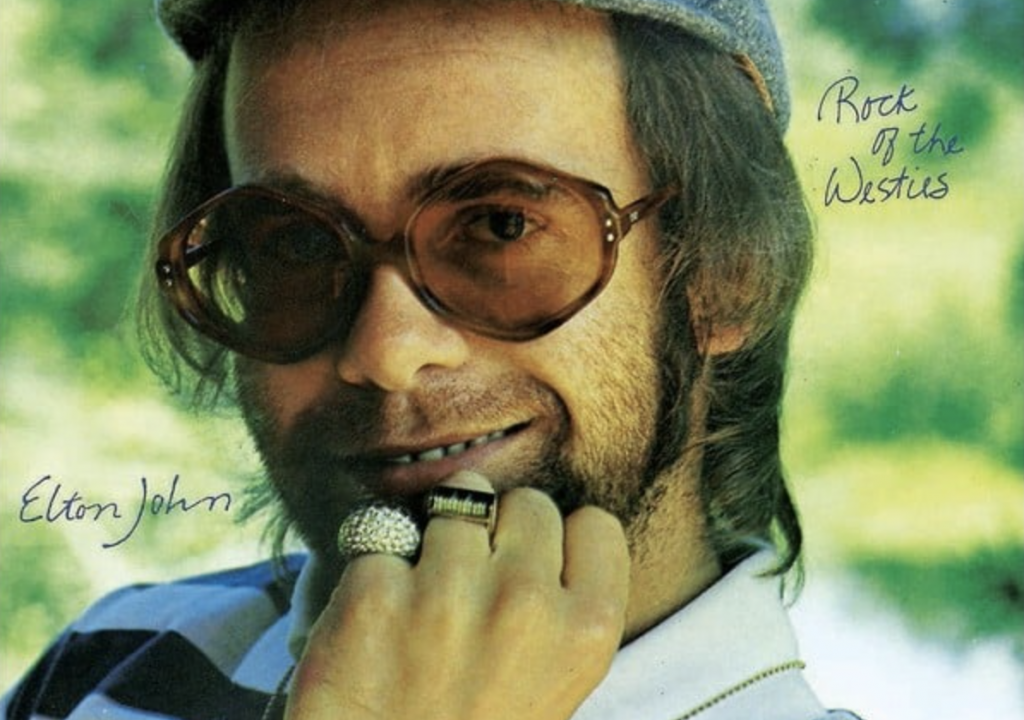 Elton John despede-se dos palcos depois de “52 anos de pura alegria a tocar música”