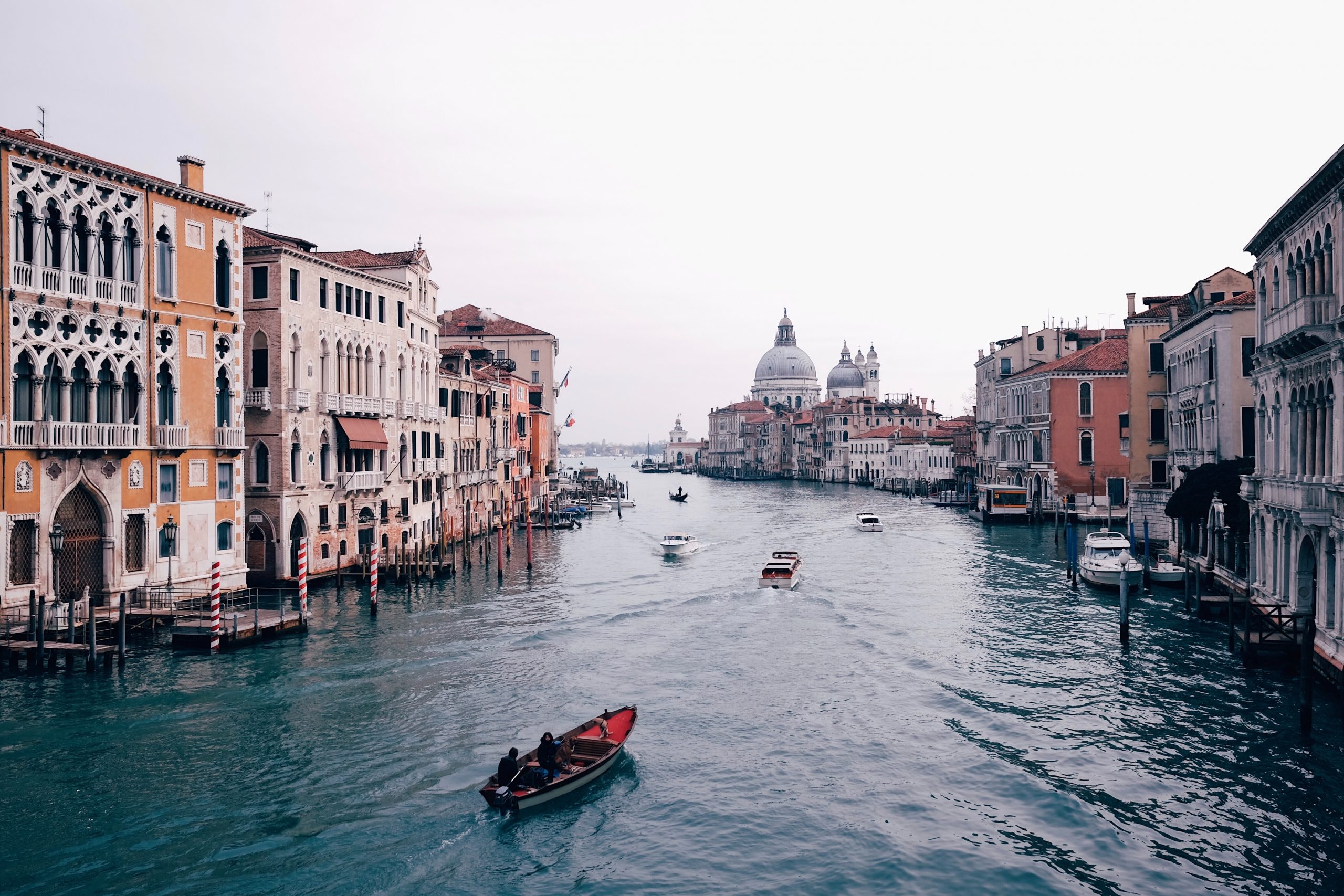 Unesco recomenda colocar Veneza na lista do património mundial em perigo