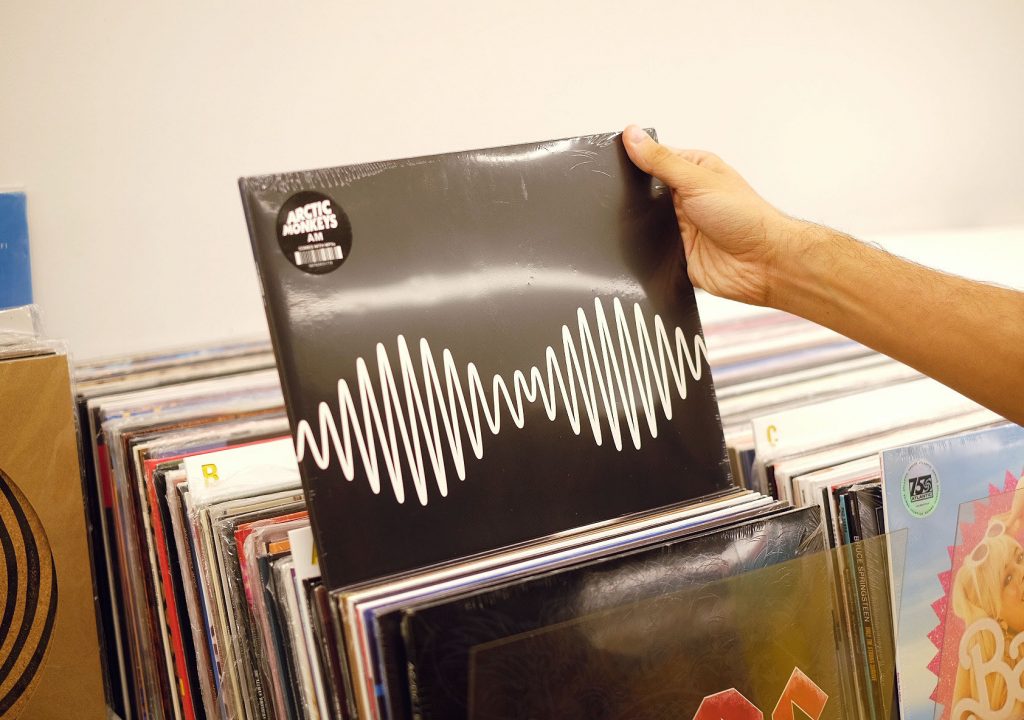 Dez anos de “AM”, dos Arctic Monkeys: o disco que tudo mudou