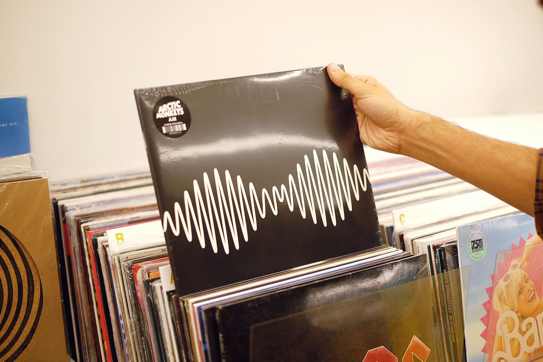 Dez anos de “AM”, dos Arctic Monkeys: o disco que tudo mudou