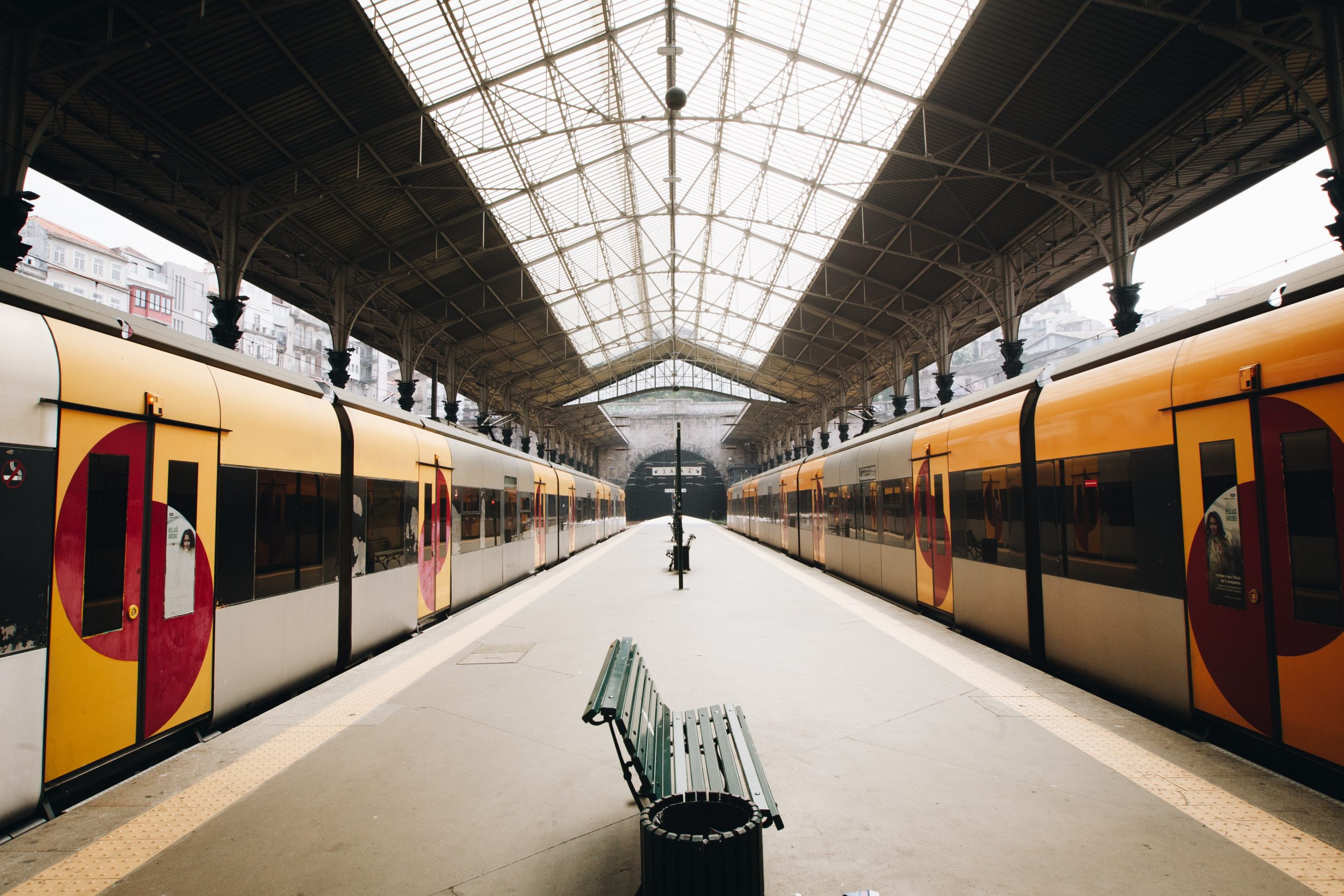 Passe ferroviário nacional alargado a comboios urbanos, inter-regionais e intercidades