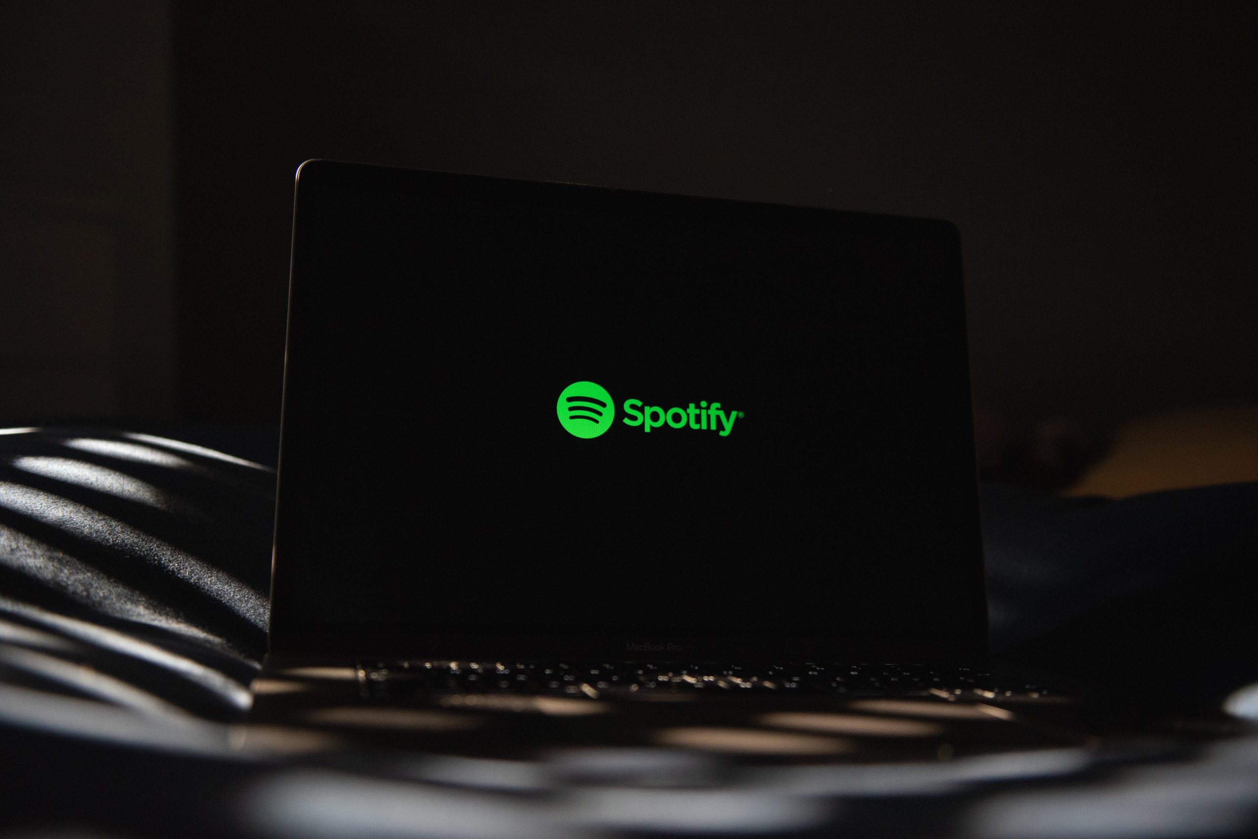 Spotify vai despedir cerca de 17% dos trabalhadores