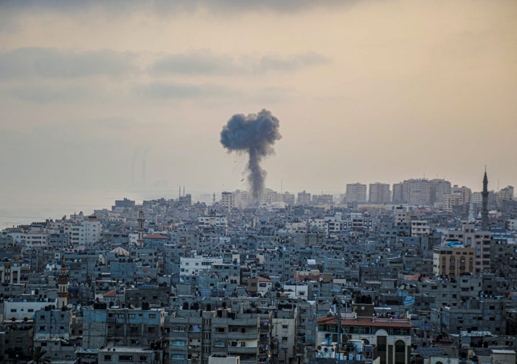 Número de mortos em Gaza atinge os 28.176. Pelo menos 112 palestinianos morreram nas últimas 24 horas