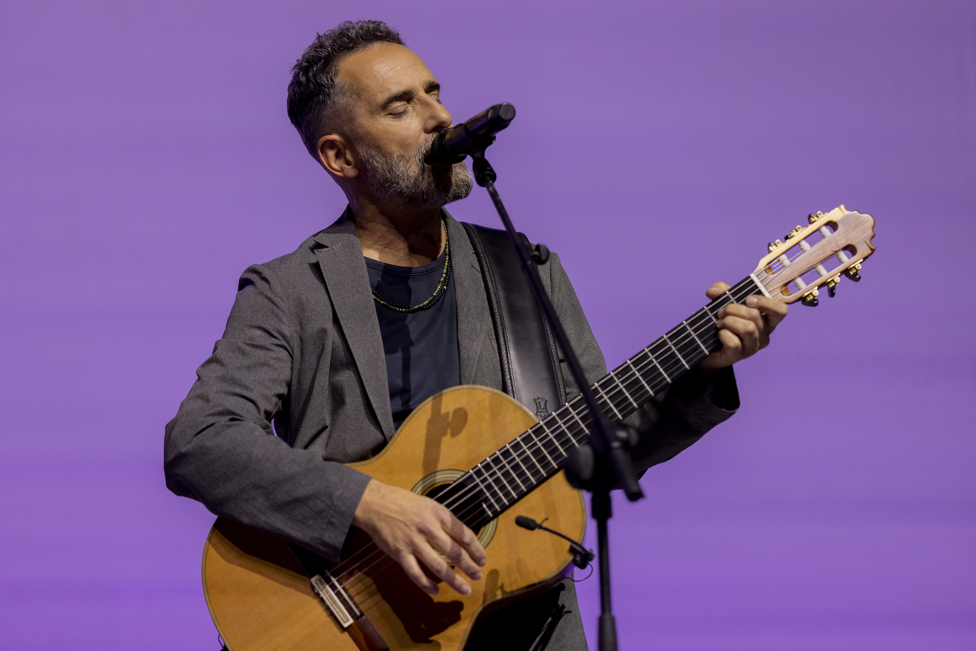 Músico e compositor uruguaio Jorge Drexler regressa a Portugal em novembro para concertos no Porto e em Lisboa