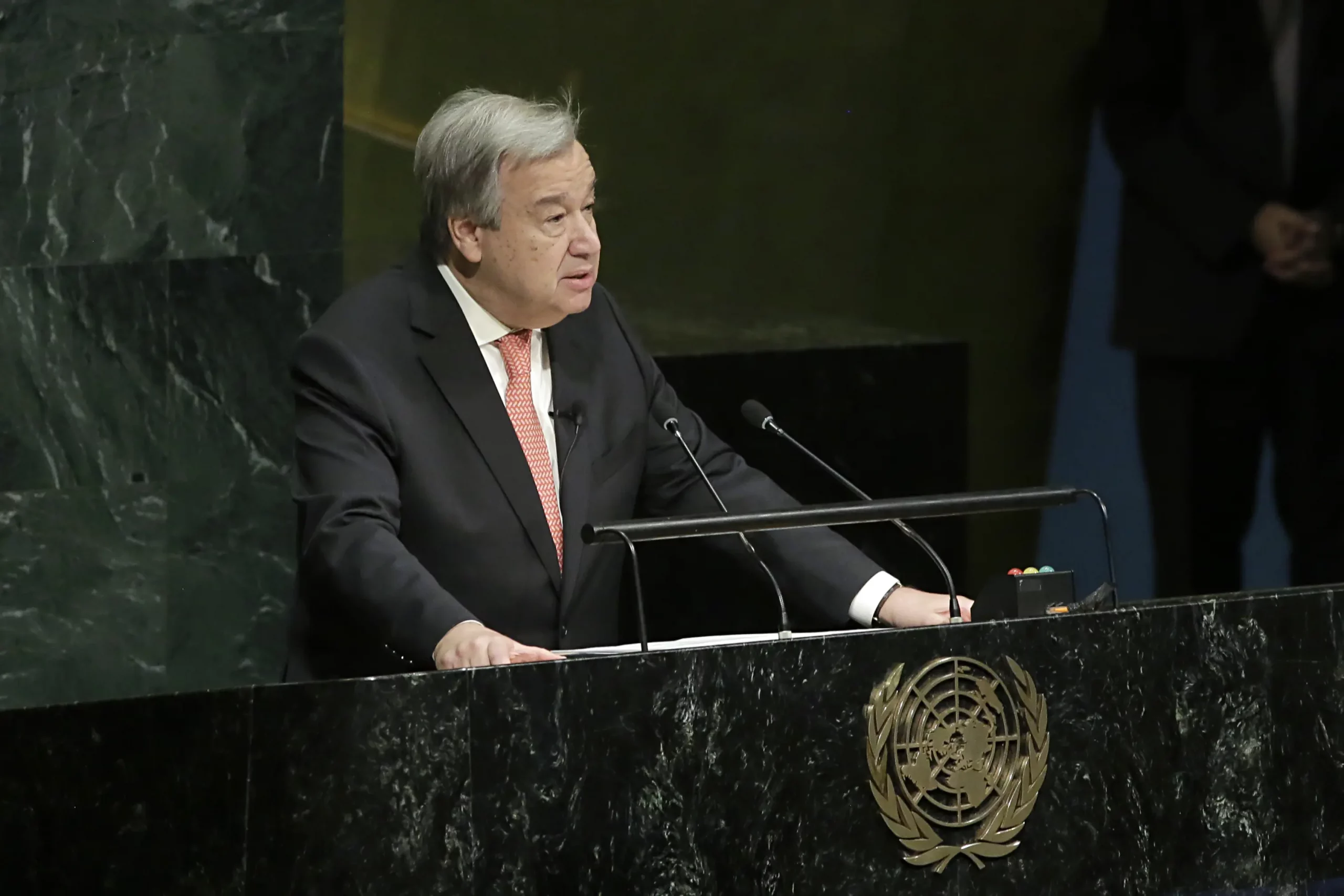António Guterres alerta para colapso na ordem pública em Gaza