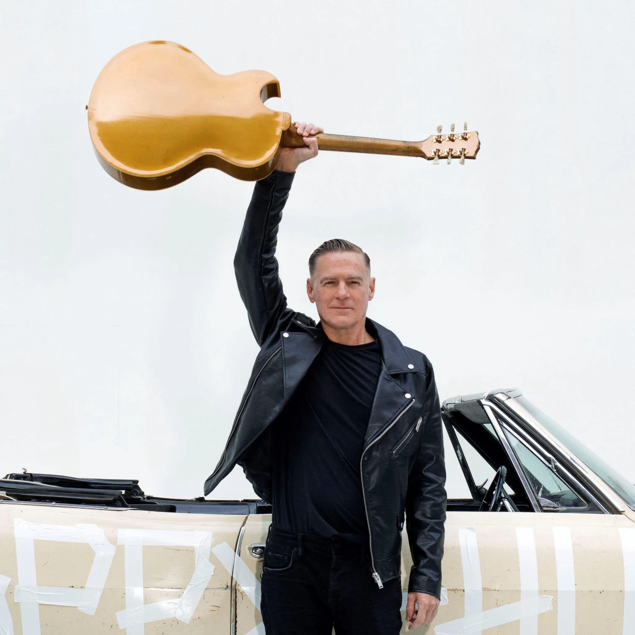 Músico Bryan Adams atua em novembro em Portugal