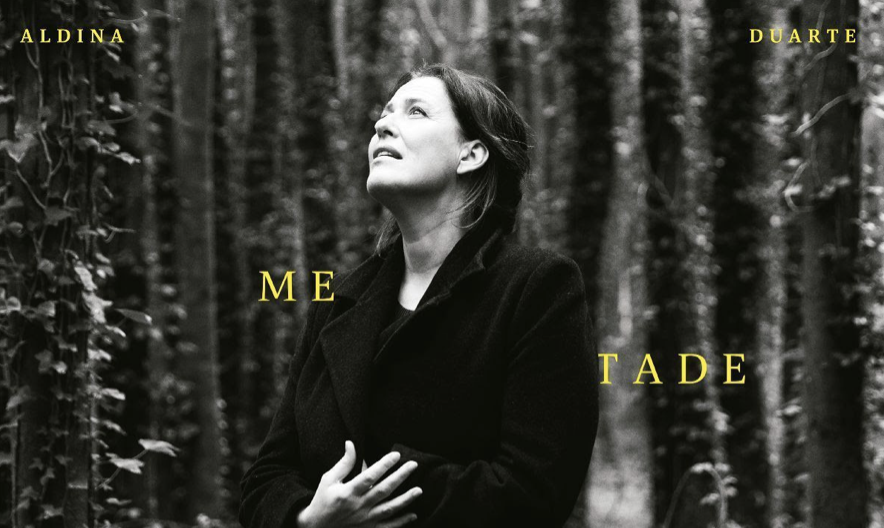 Novo álbum de Aldina Duarte, “Metade-Metade”, é declaração à poesia, à liberdade e alerta sobre a natureza
