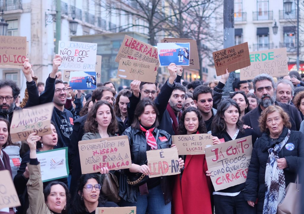 Greve geral dos jornalistas parou 64 redações e exigiu melhores salários e condições para a profissão