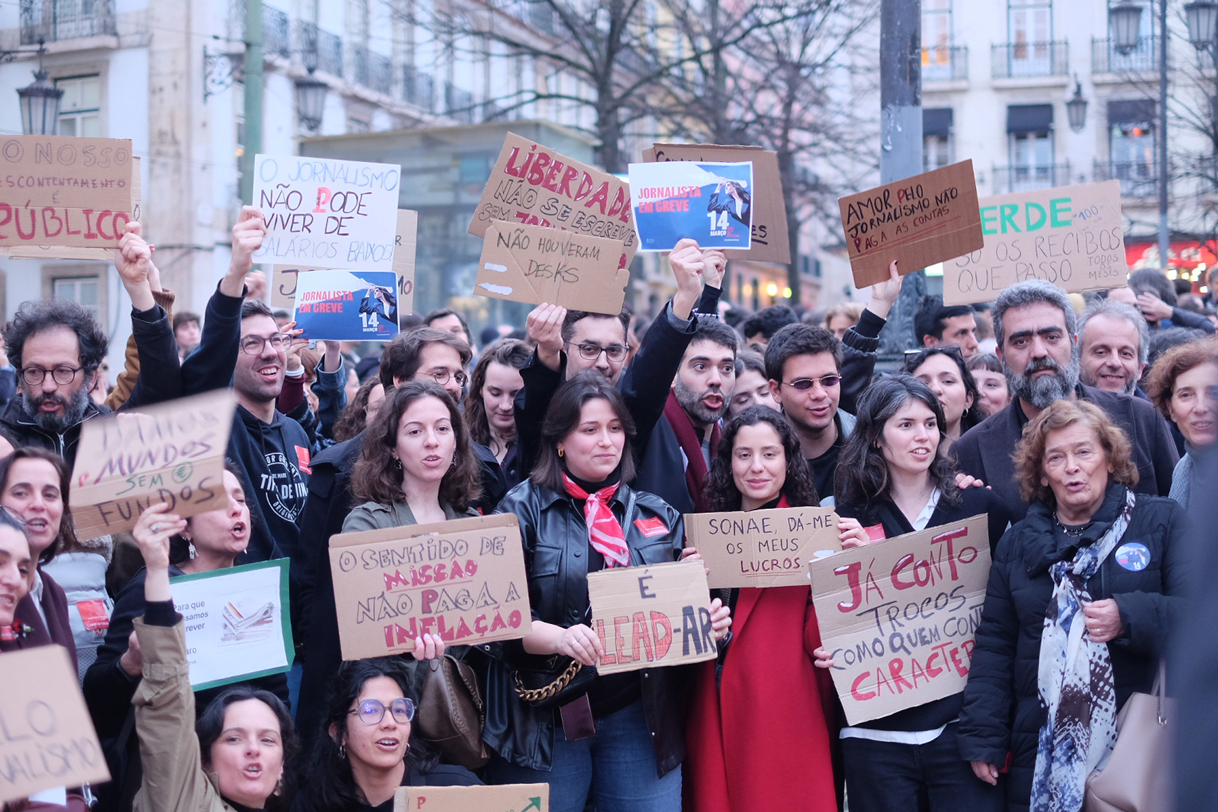 Greve geral dos jornalistas parou 64 redações e exigiu melhores salários e condições para a profissão