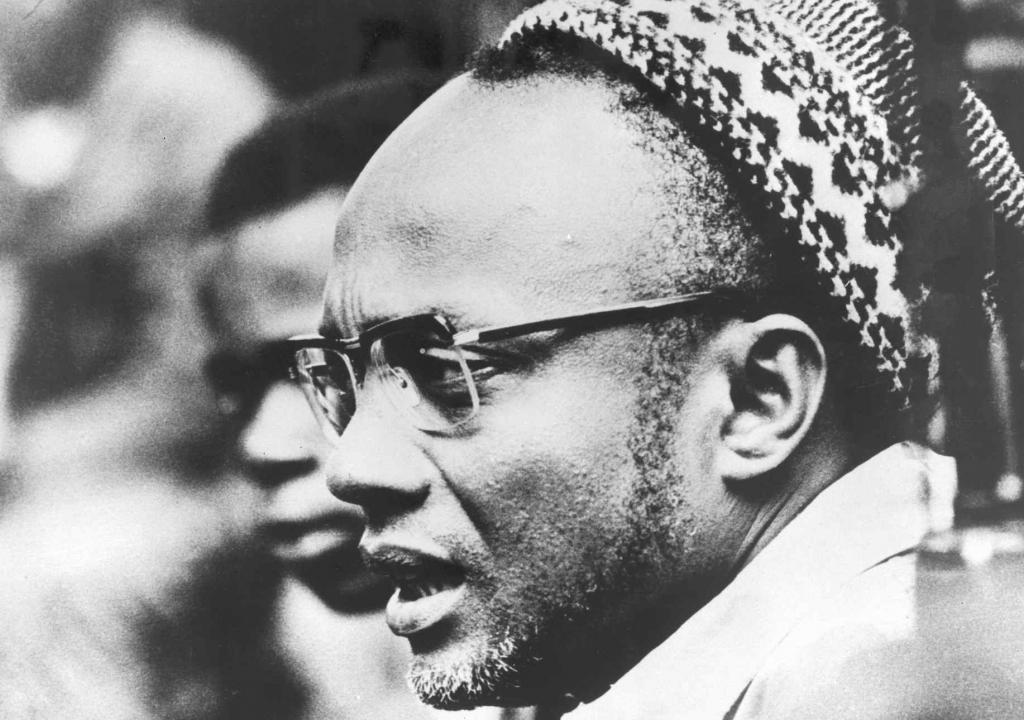 Investigadores de todo o mundo consultam arquivo do líder africano Amílcar Cabral na Fundação Mário Soares