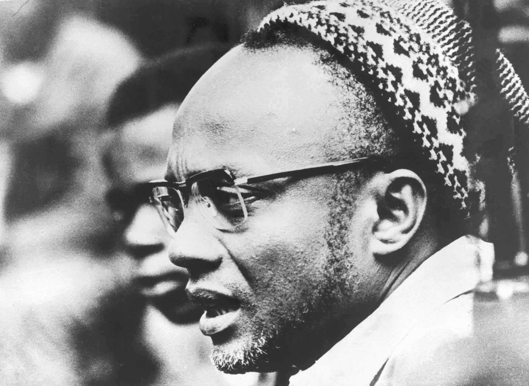 Investigadores de todo o mundo consultam arquivo do líder africano Amílcar Cabral na Fundação Mário Soares