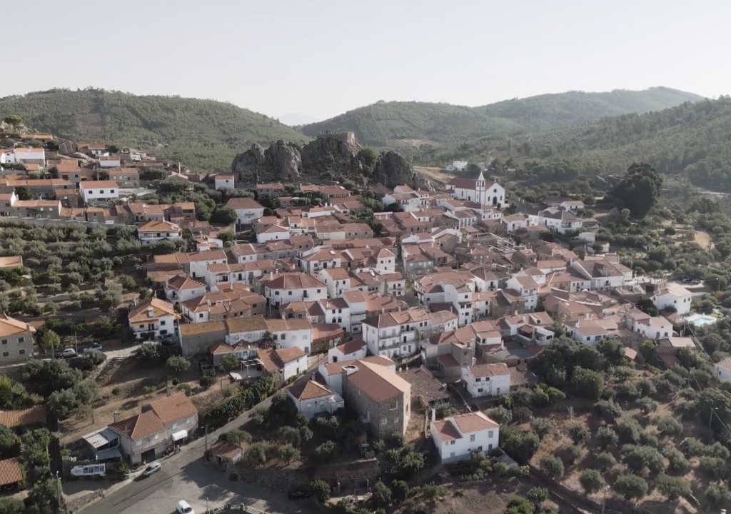 RTP1 estreia “Um Mundo Na Aldeia” para provar que é possível evoluir fora das grandes cidades e dos circuitos turísticos