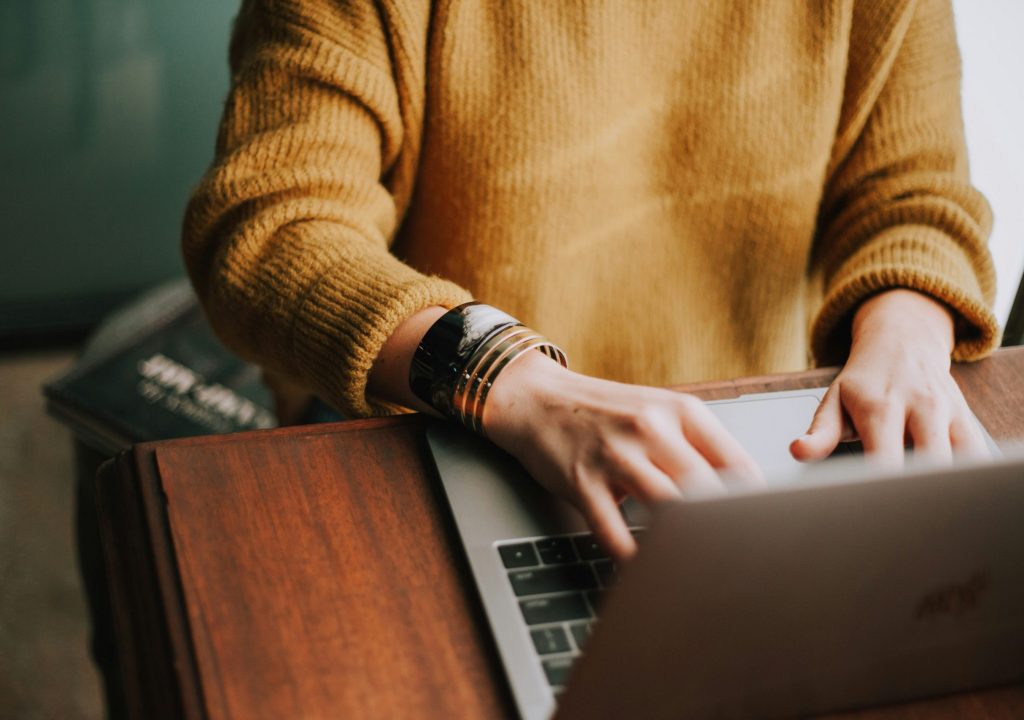 Bolsas de estudo vão ficar mais acessíveis para estudantes-trabalhadores