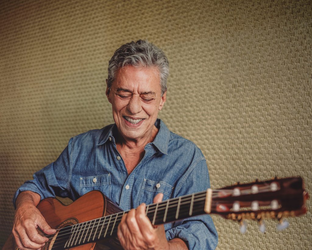 Novo romance de Chico Buarque, “Bambino a Roma”, é editado em Portugal em setembro