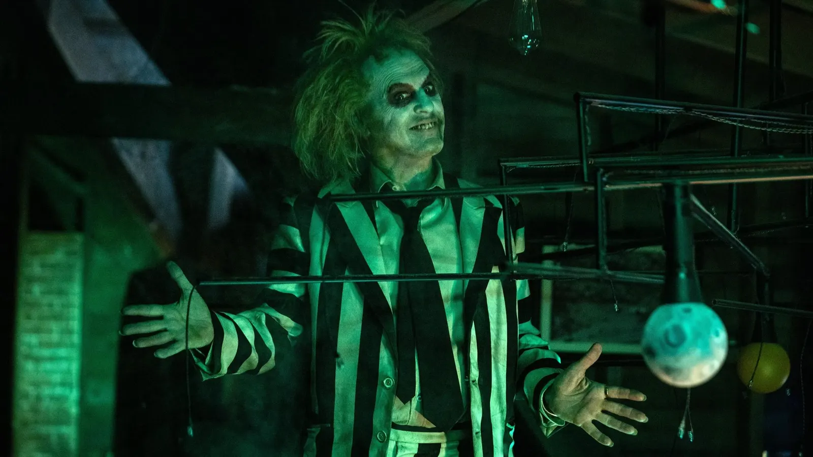 Filme “Beetlejuice Beetlejuice” de Tim Burton abre festival de Veneza