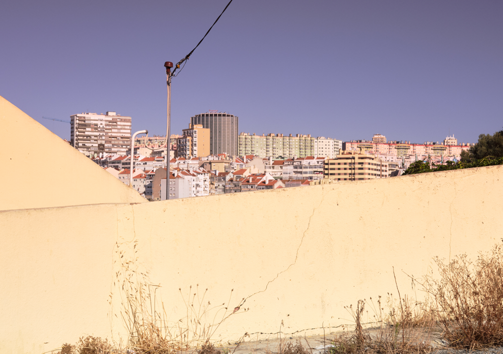 Festival Uma Revolução Assim convida à participação em debates, cinema e intervenções artísticas sobre o direito à habitação