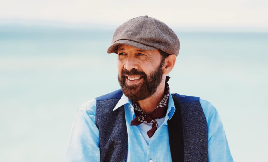 Dominicano Juan Luis Guerra é o grande vencedor da 25.ª edição dos Grammy Latino