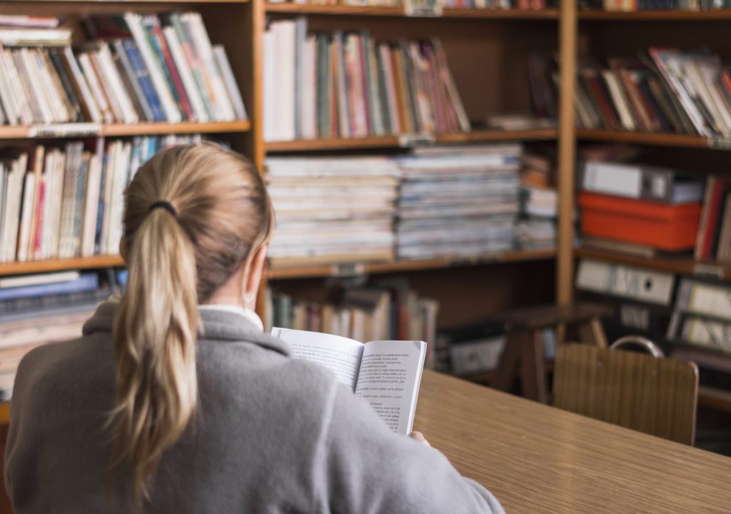 Livros editados diminuíram mas preço aumentou em 2023 face ao ano anterior