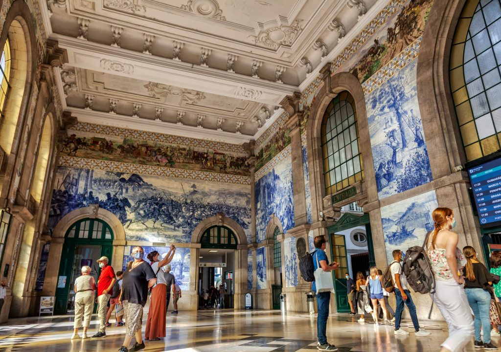 Sindicato denuncia implementação abusiva do regulamento de artistas de rua do Porto